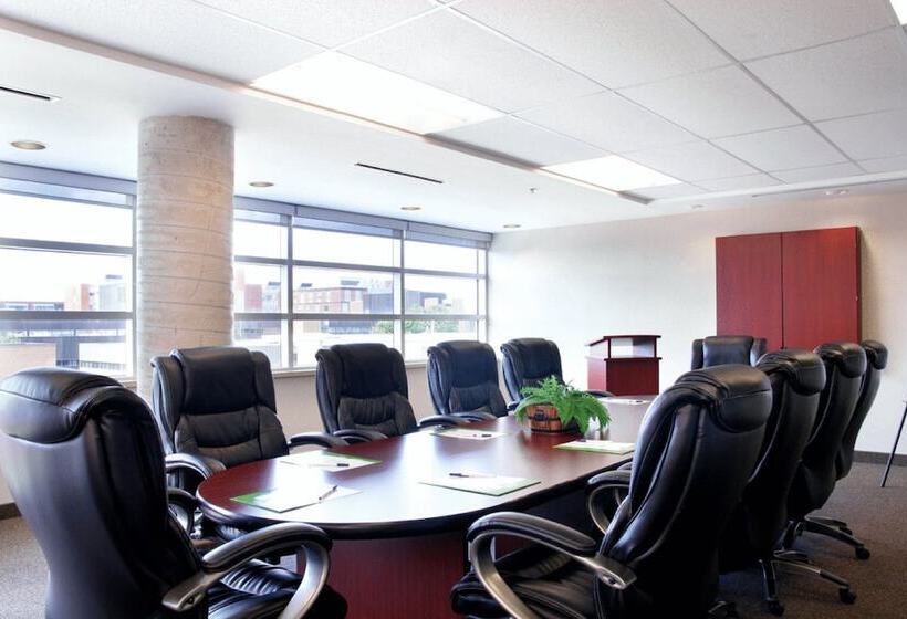 Residence & Conference Centre   Oshawa