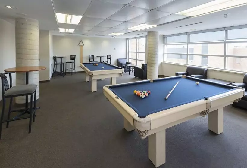 Residence & Conference Centre Oshawa