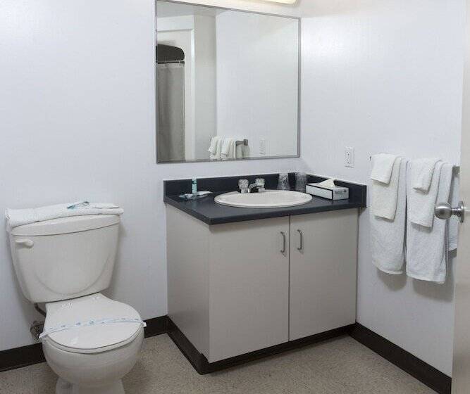 Residence & Conference Centre   Oshawa