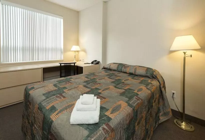 Residence & Conference Centre Oshawa