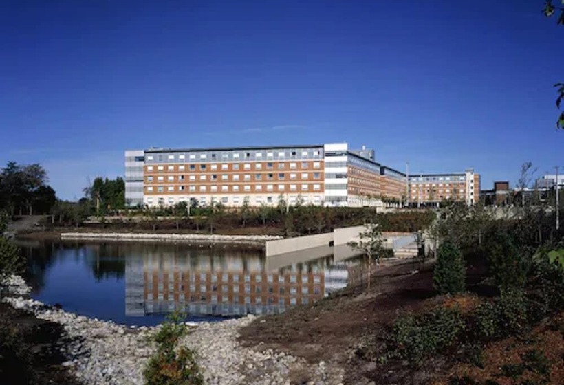 Residence & Conference Centre   Oshawa