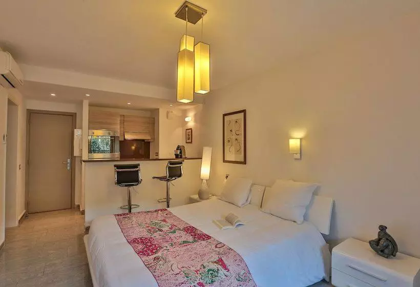 リゾートホテル Sweet Inn  Maison Blanche