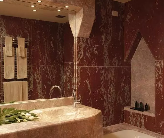 Saint Hubertus Resort