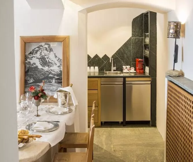 Saint Hubertus Resort