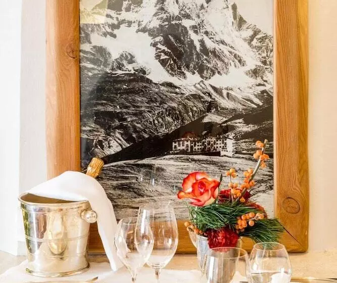 Saint Hubertus Resort