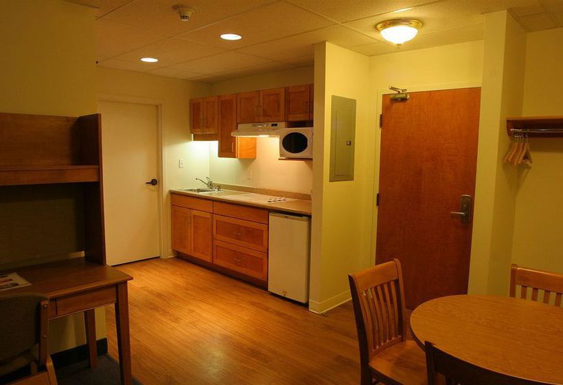 Slemon Park Hotel & Conference Centre