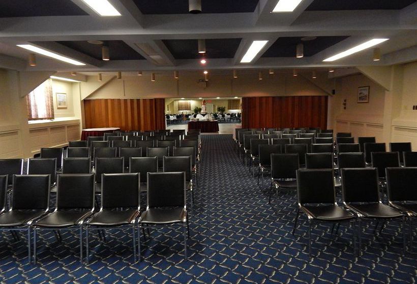 Slemon Park Hotel & Conference Centre