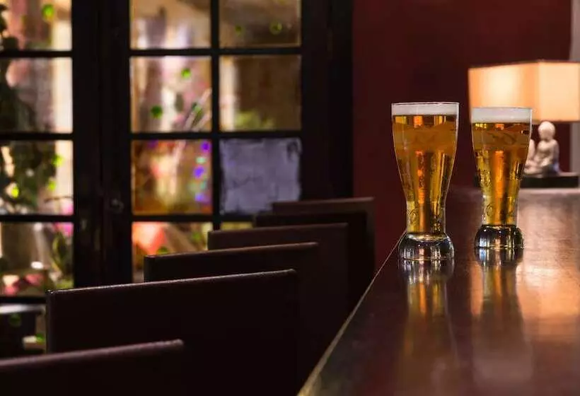 The Originals City, Hôtel Le Village Provençal, Aixenprovence Nord