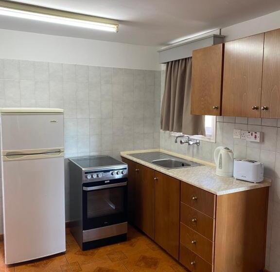 Alexia Hotel Apartments