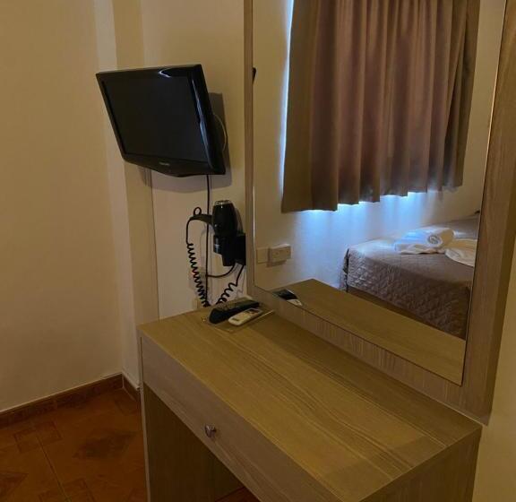 Alexia Hotel Apartments