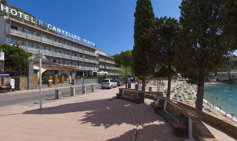 Apartamentos Canyelles Marina 3000