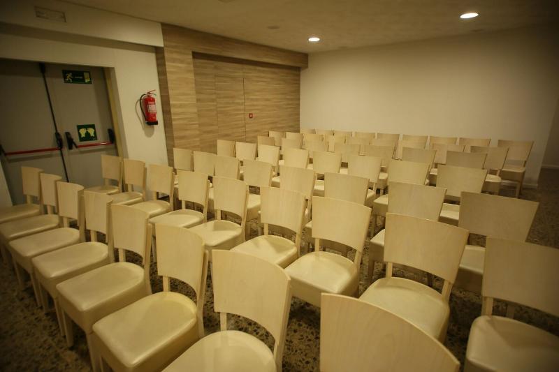 Apartamentos Canyelles Marina 3000