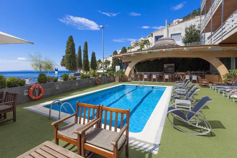 Apartamentos Canyelles Marina 3000