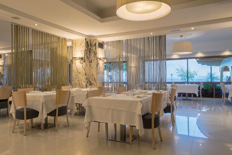 Apartamentos Canyelles Marina 3000