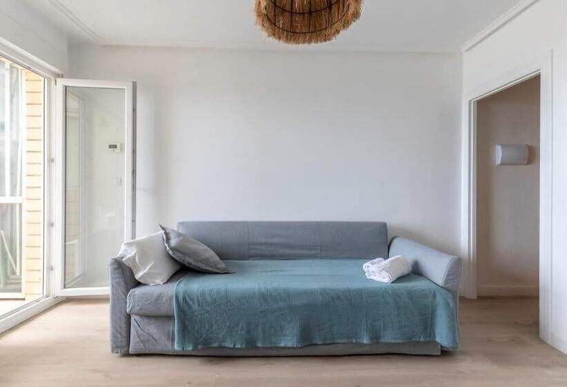 Apartamentos La Arena