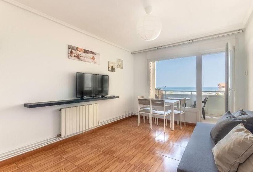 Apartamentos La Arena