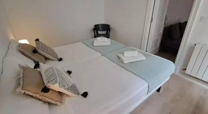 Apartamentos La Arena