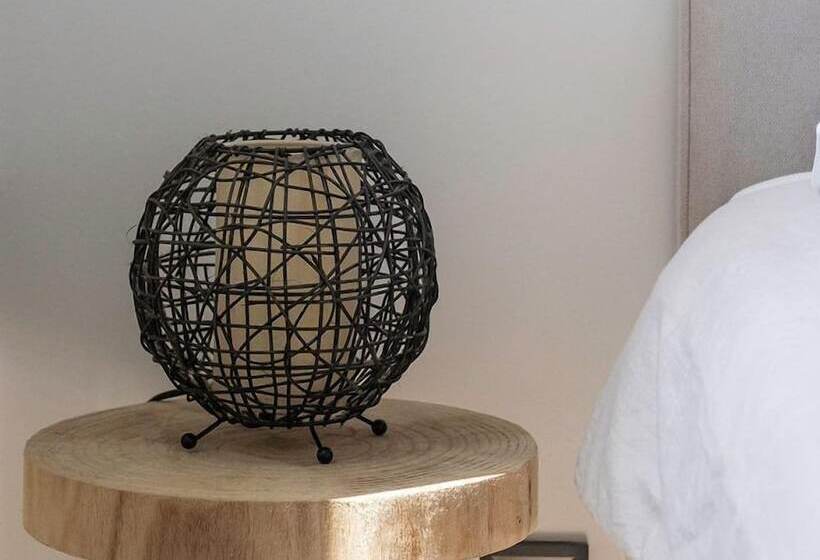 Apartamentos La Arena