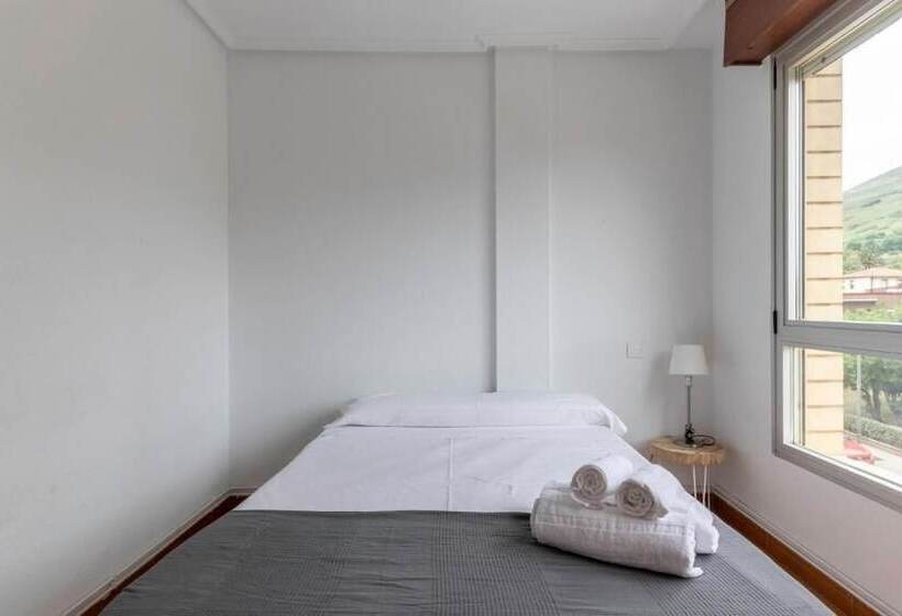 Apartamentos La Arena