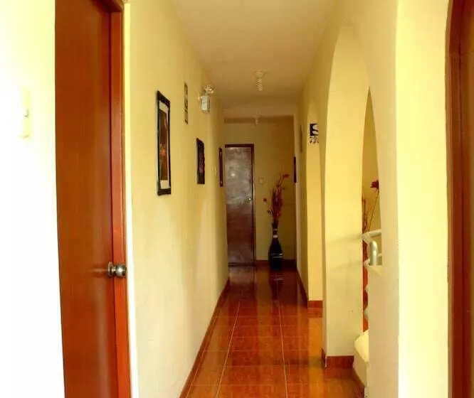 צימר Lynik La Casa De Blanca