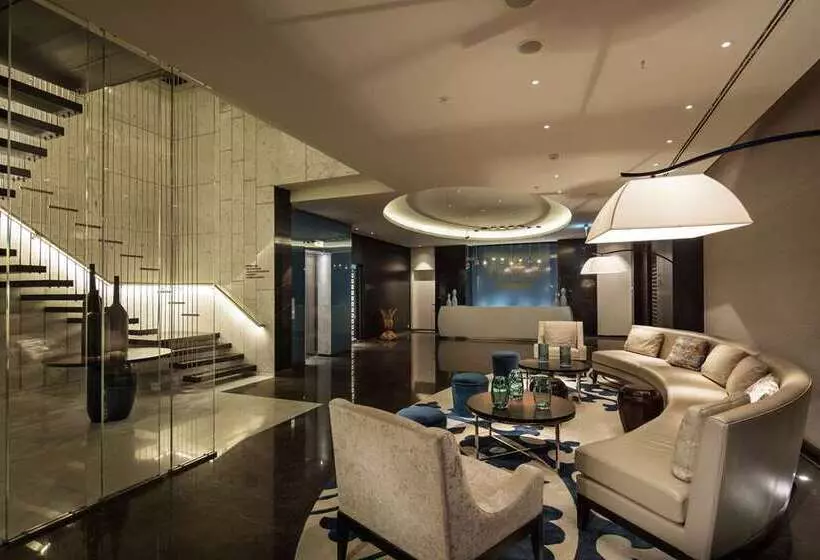 Hilton Istanbul Bomonti Hotel & Conference Center