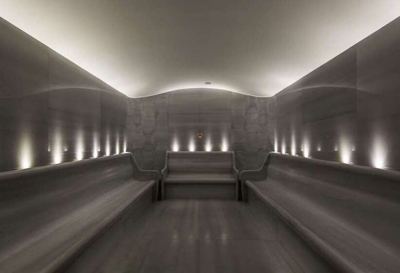 Hilton Istanbul Bomonti Hotel & Conference Center