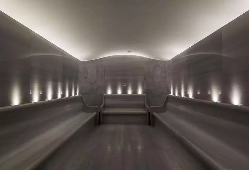 Hilton Istanbul Bomonti Hotel & Conference Center