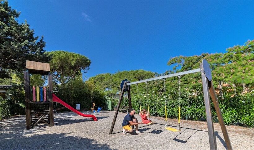 酒店 Camping La Pinède Enchantée
