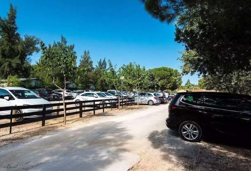 Hotel Camping La Pinède Enchantée