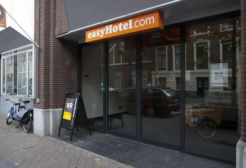 Easyhotel The Hague City Centre