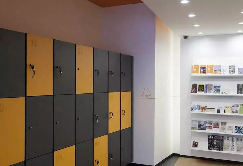 Easyhotel The Hague City Centre