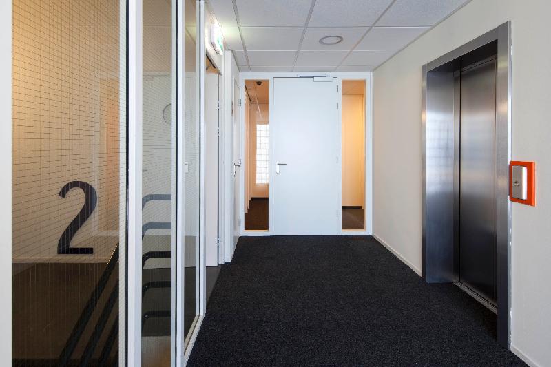 Easyhotel The Hague City Centre