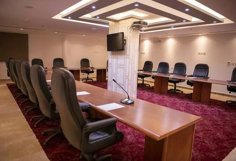 בית מלון כפרי Jazan Inn