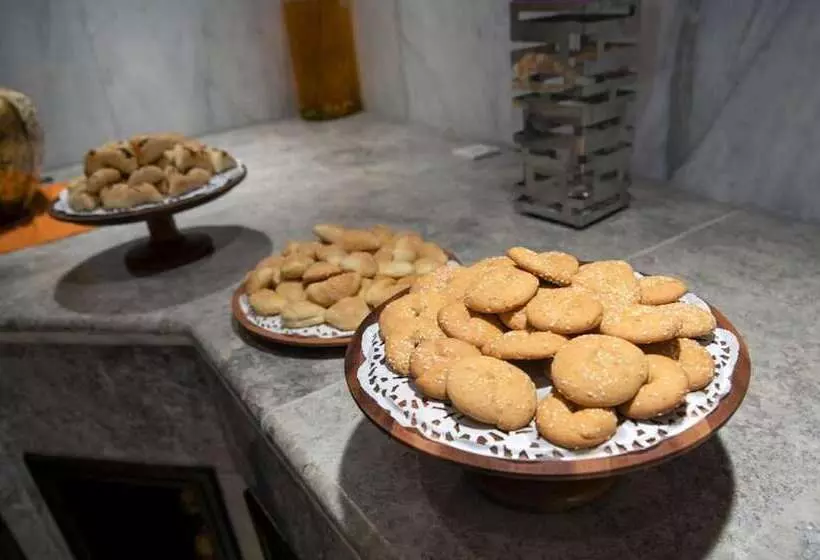 בית מלון כפרי Jazan Inn