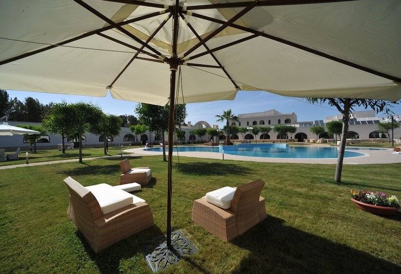 Отель Laurito Resort & Spa