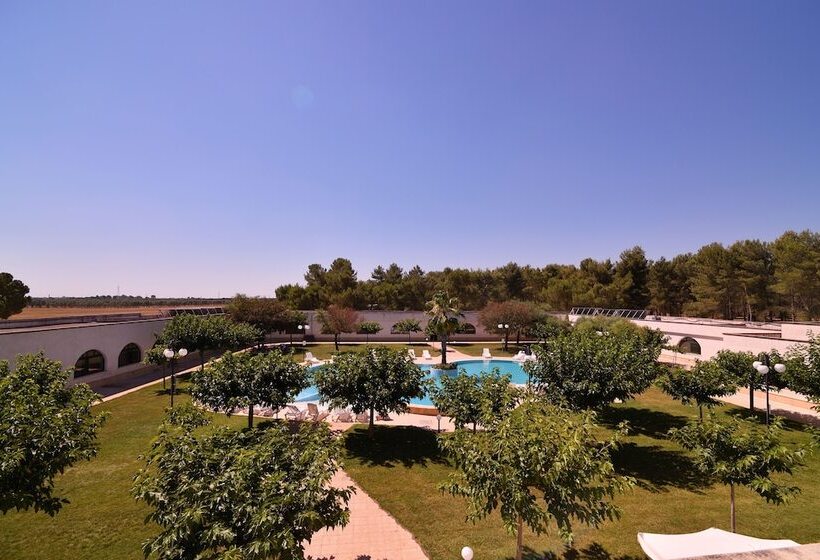 Отель Laurito Resort & Spa