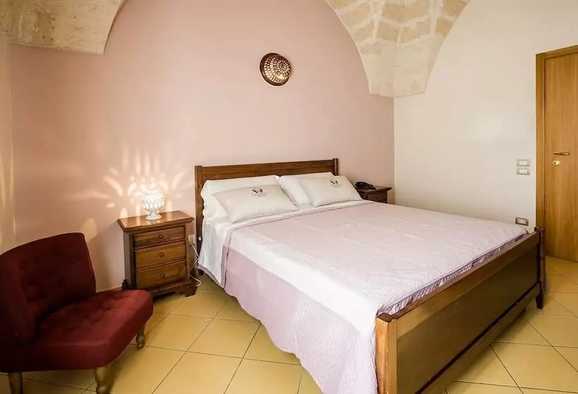 Отель Laurito Resort & Spa