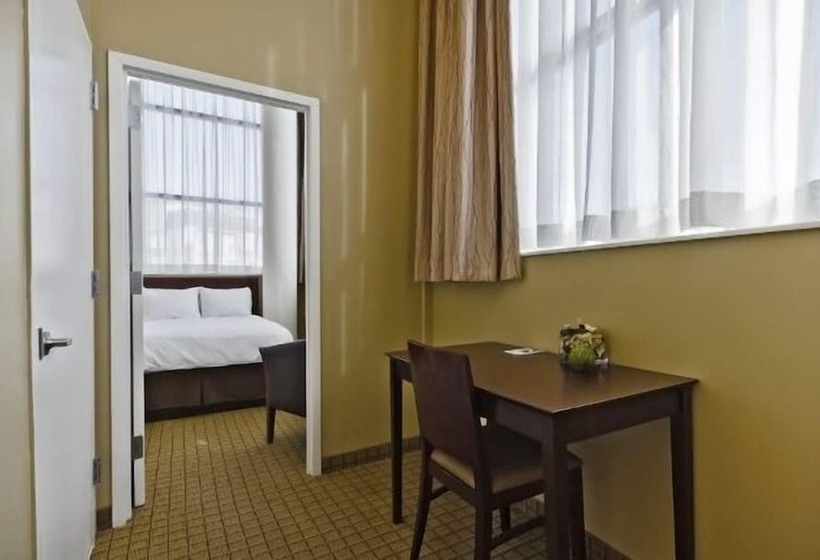 ホテル Pointe Plaza