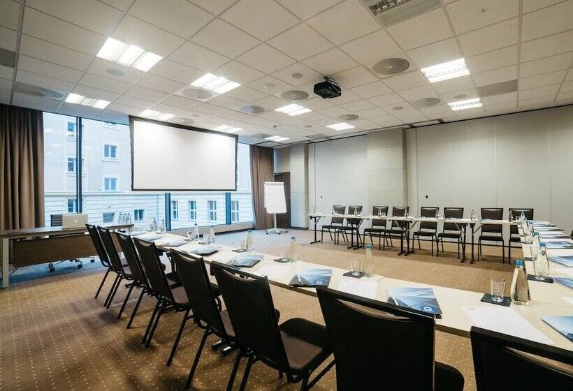 Q Hotel Plus Wrocław