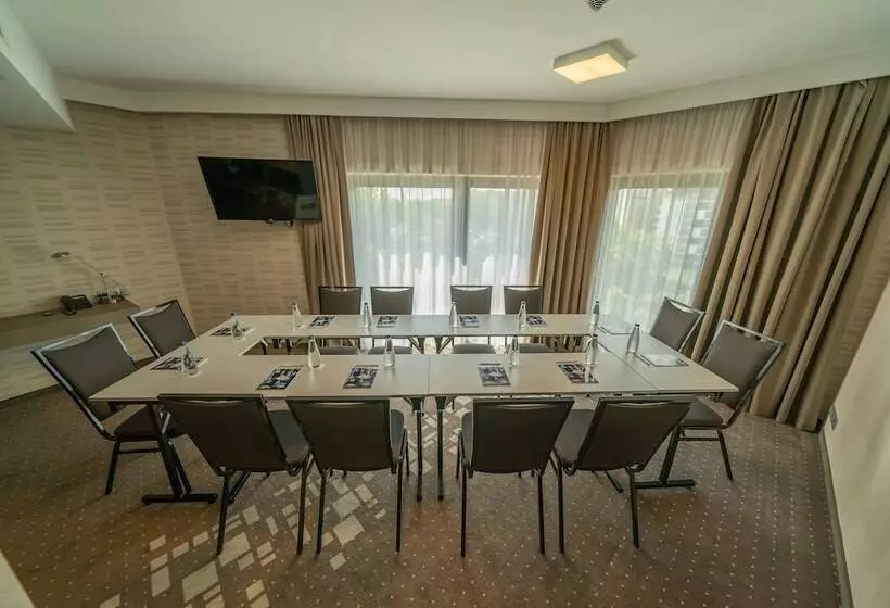 Q Hotel Plus Wrocław