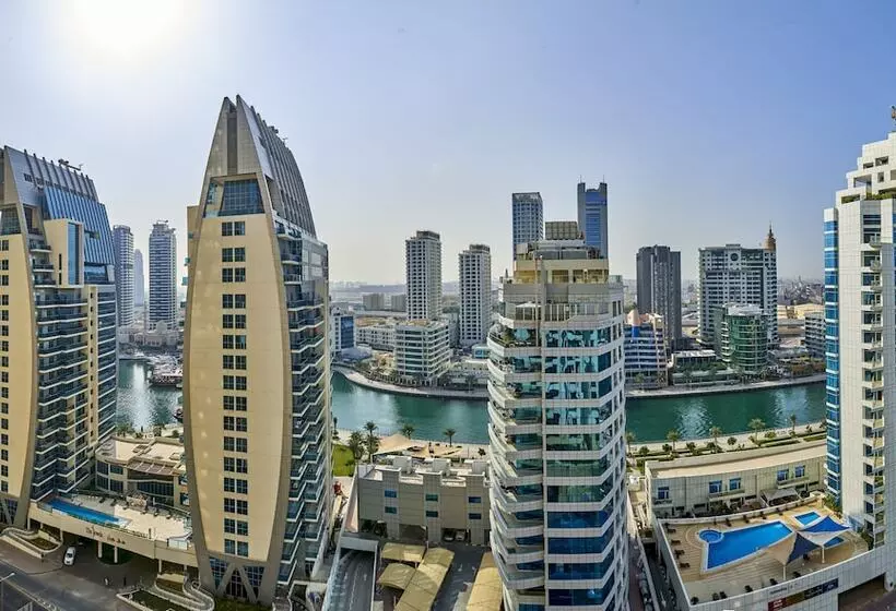 Ramada Hotel, Suites And Apartments By Wyndham Dubai Jbr