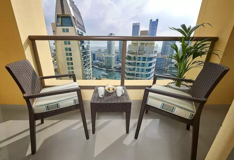 Ramada Hotel, Suites And Apartments By Wyndham Dubai Jbr