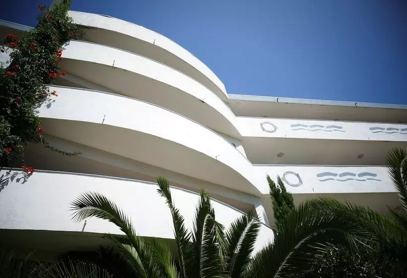 هتل Residence Le Saint Esteve