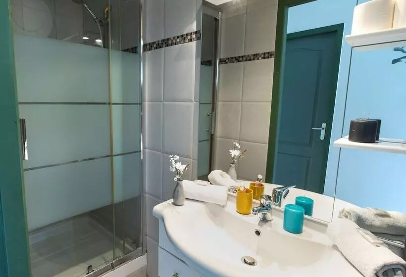 هتل Residence Le Saint Esteve