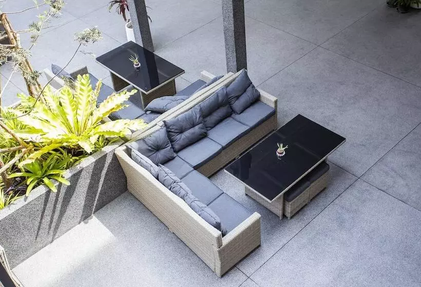 בית מלון כפרי Sabai Sabana