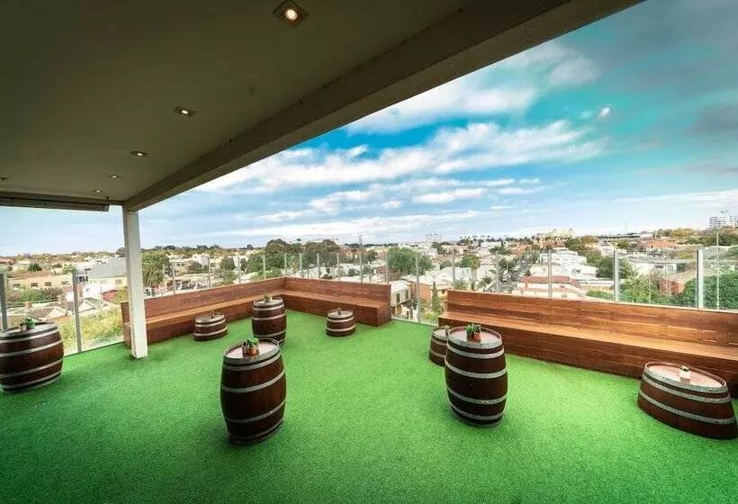 هتل Summer House Melbourne