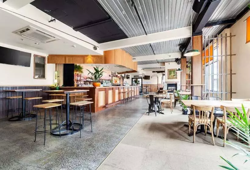 هتل Summer House Melbourne