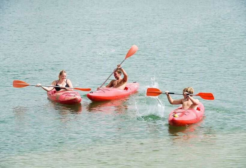 リゾートホテル Club La Santa   All Sports Inclusive