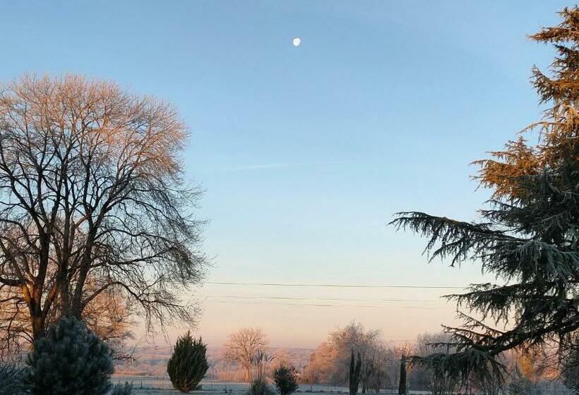 مبيت وإفطار Domaine De Panissac