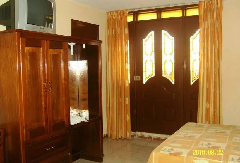 هتل Amueblados Caribe